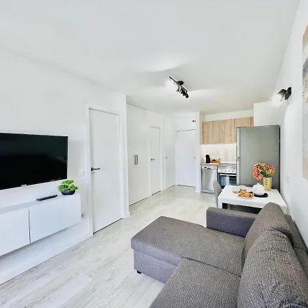 Romantic In Windsor Park * 아데제